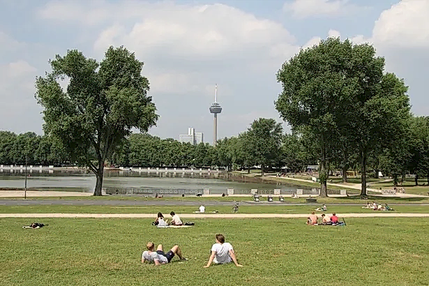 Köln Gezi ve Fotoğraf Rehberi