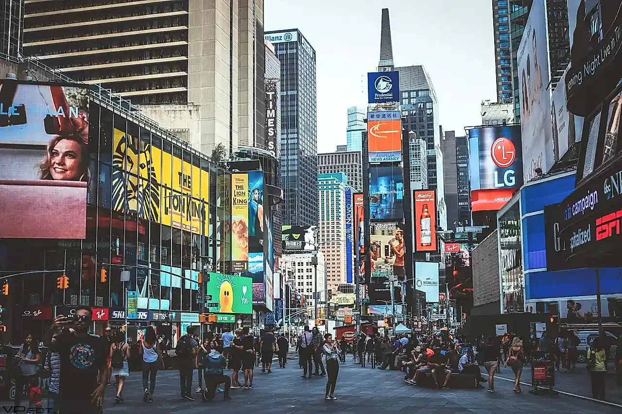 New York Cıty Travel Guide, NYC Guide, Top Attractions in NYC, Discover the ultimate New York City travel guide with top attractions, hidden gems, dining tips, and practical advice. Plan your NYC trip for an unforgettable experience!